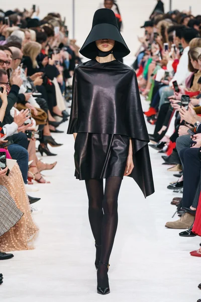 Look 5